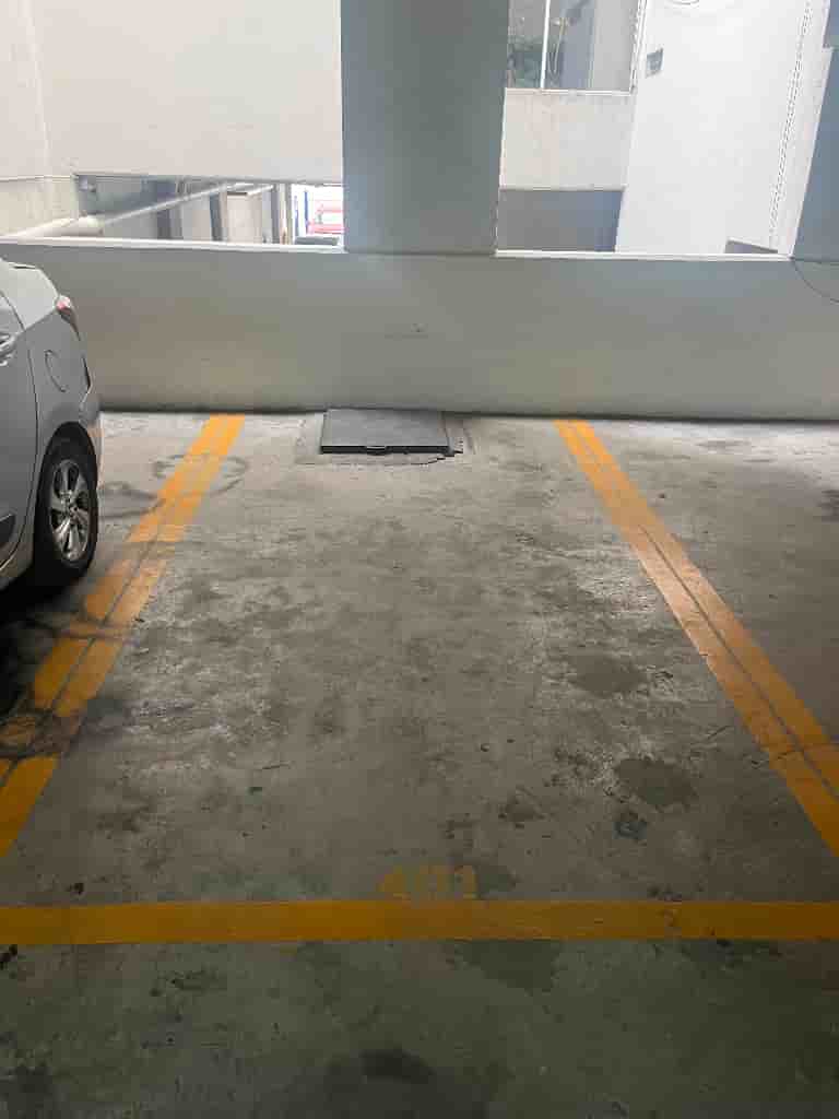Fotografía real de un Estacionamiento que puedes rentar con SpotMe) de forma rápida y segura, ubicado en Escandón II Sección, CDMX.