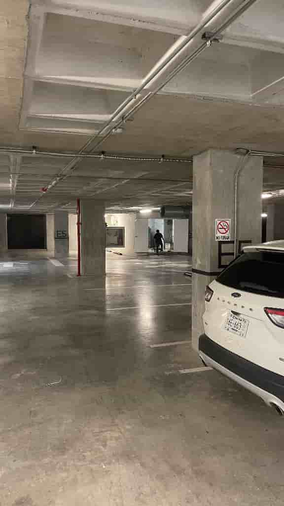 Fotografía real de un Self Storage Unit que puedes rentar con SpotMe) de forma rápida y segura, ubicado en San Pedro Garza García, N.L.. - Foto 10