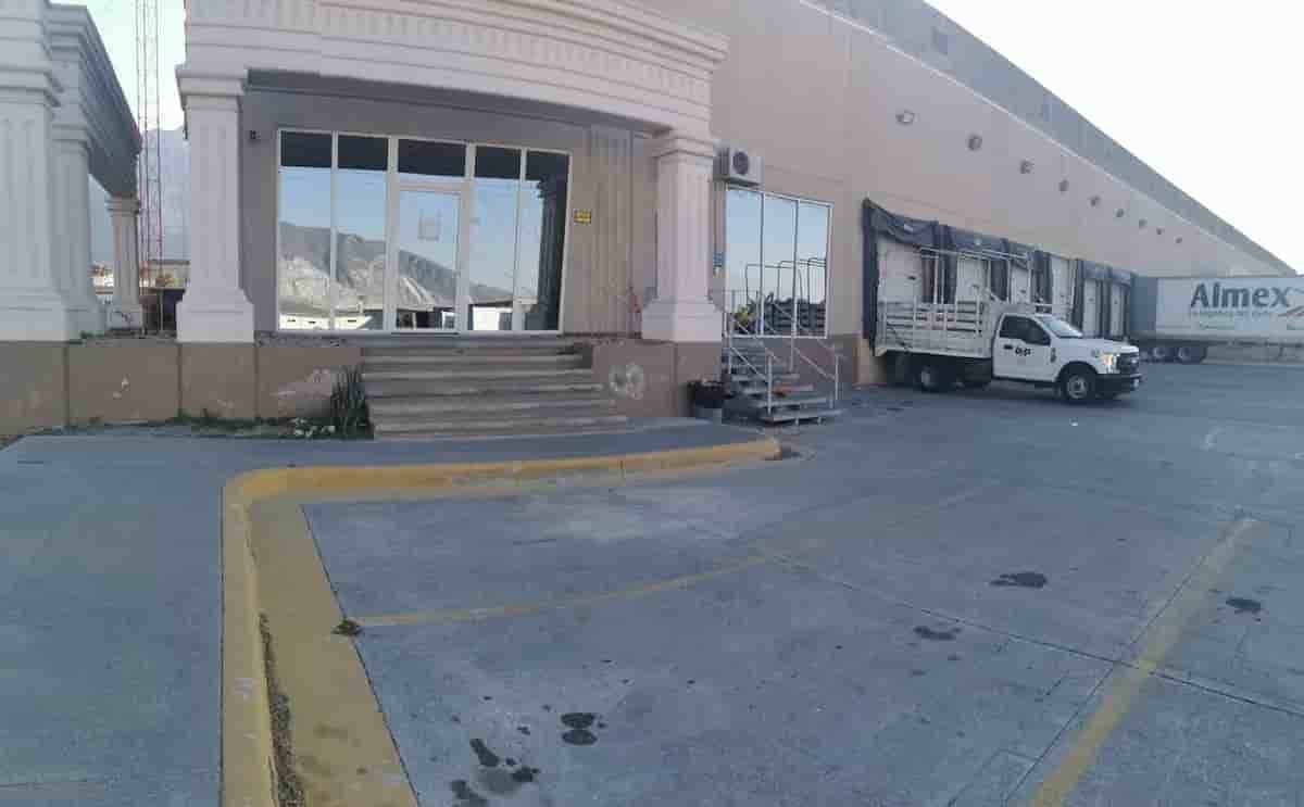 Fotografía real de un Bodega Industrial que puedes rentar con SpotMe) de forma rápida y segura, ubicado en Santa Catarina, Nuevo Leon.