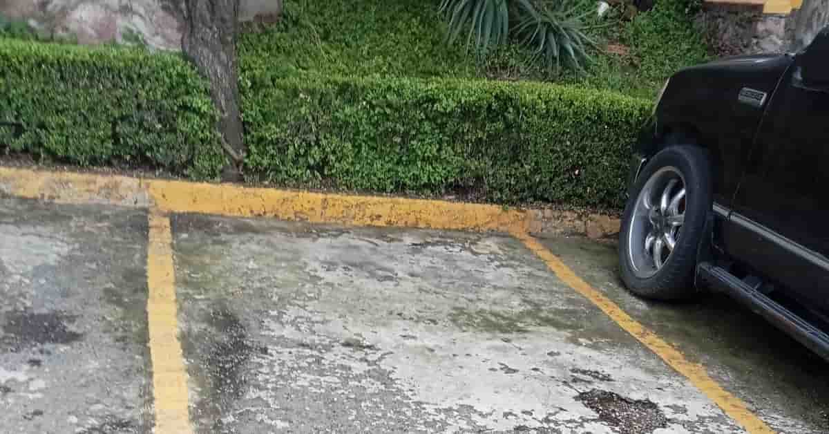 Fotografía real de un Parking que puedes rentar con SpotMe) de forma rápida y segura, ubicado en Buenavista, Estado de México. - Foto 2