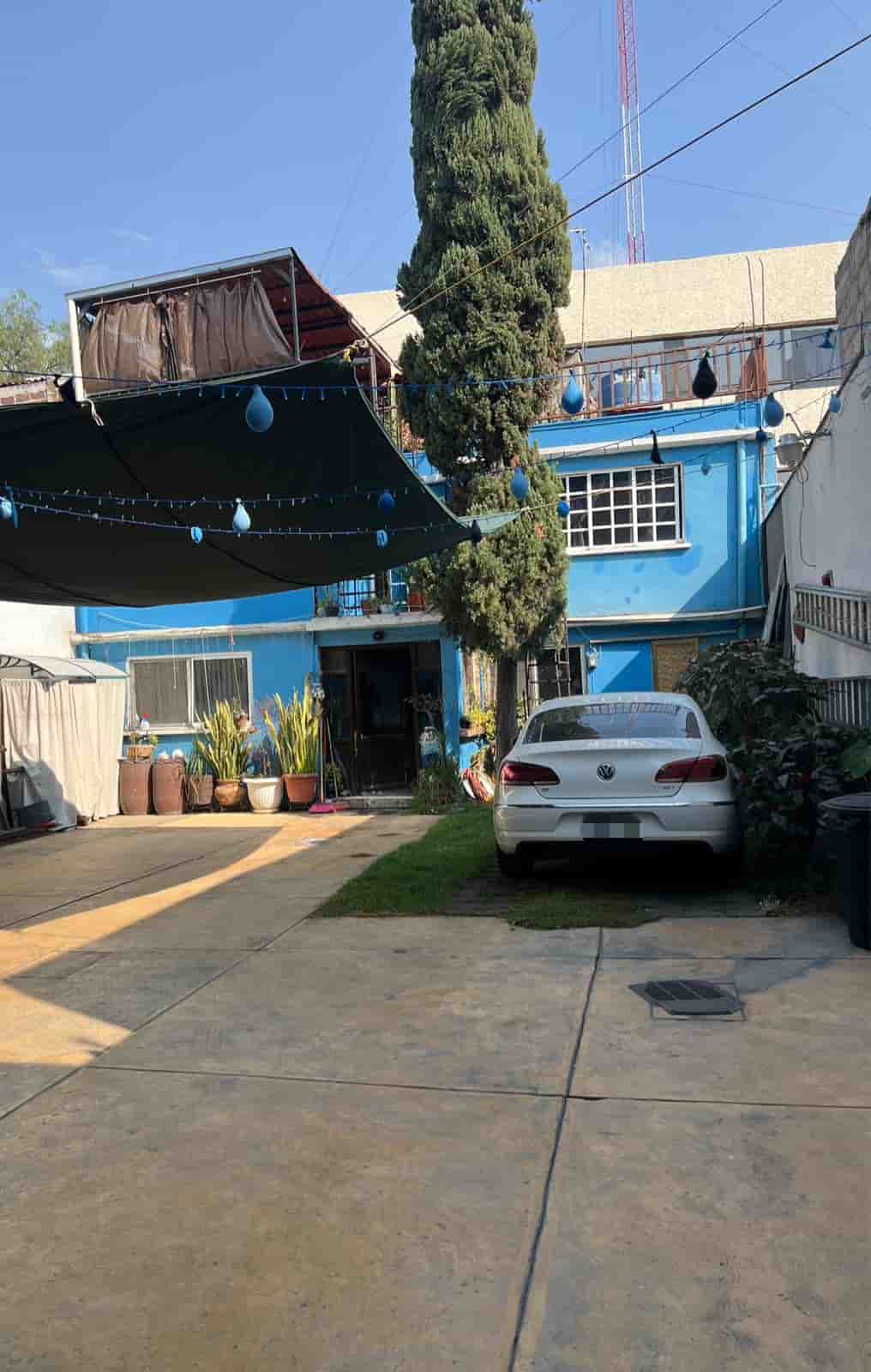 Fotografía real de un Parking que puedes rentar con SpotMe) de forma rápida y segura, ubicado en Peñón de los Baños, CDMX. - Foto 1