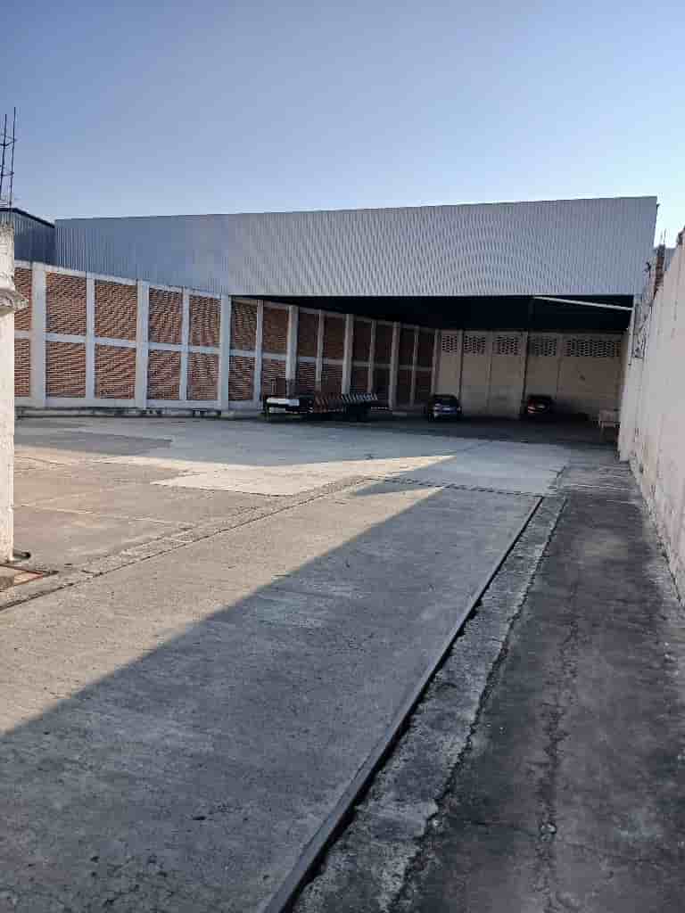 Fotografía real de un Industrial Warehouse que puedes rentar con SpotMe) de forma rápida y segura, ubicado en San Pedro Cahro, Mich.. - Foto 4