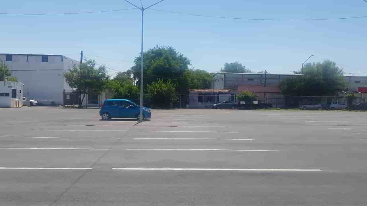 Fotografía real de un Estacionamiento que puedes rentar con SpotMe) de forma rápida y segura, ubicado en Guadalupe, N.L.. - Foto 4