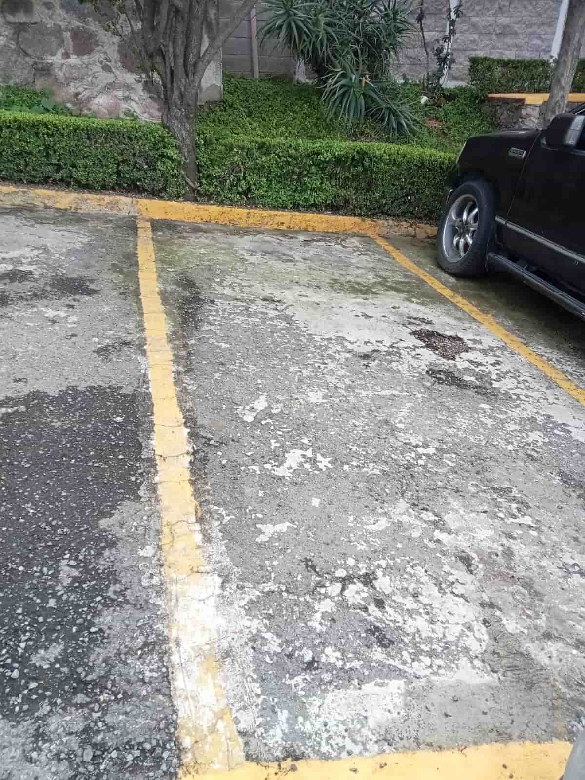 Fotografía real de un Estacionamiento que puedes rentar con SpotMe) de forma rápida y segura, ubicado en Buenavista, Estado de México.