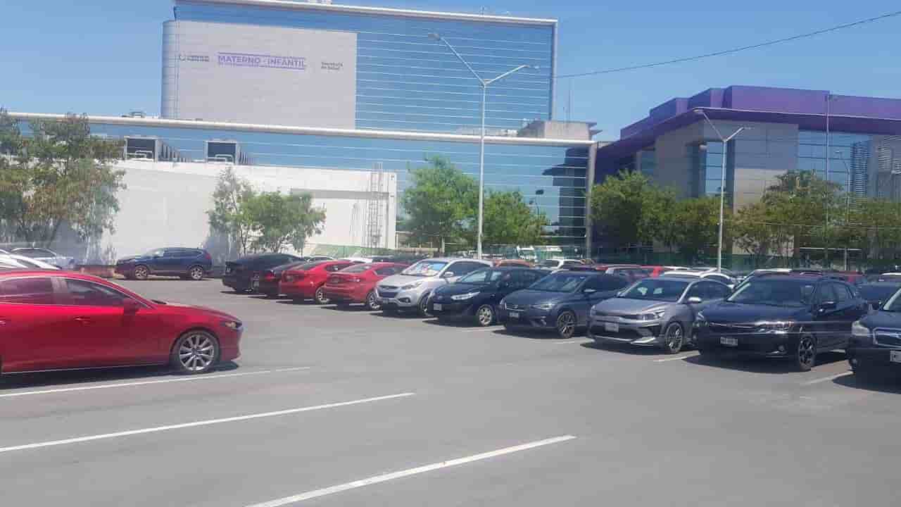 Fotografía real de un Estacionamiento que puedes rentar con SpotMe) de forma rápida y segura, ubicado en Guadalupe, N.L.. - Foto 8