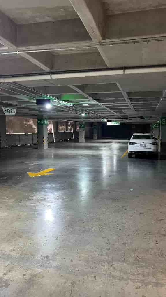 Fotografía real de un Self Storage Unit que puedes rentar con SpotMe) de forma rápida y segura, ubicado en San Pedro Garza García, N.L.. - Foto 8