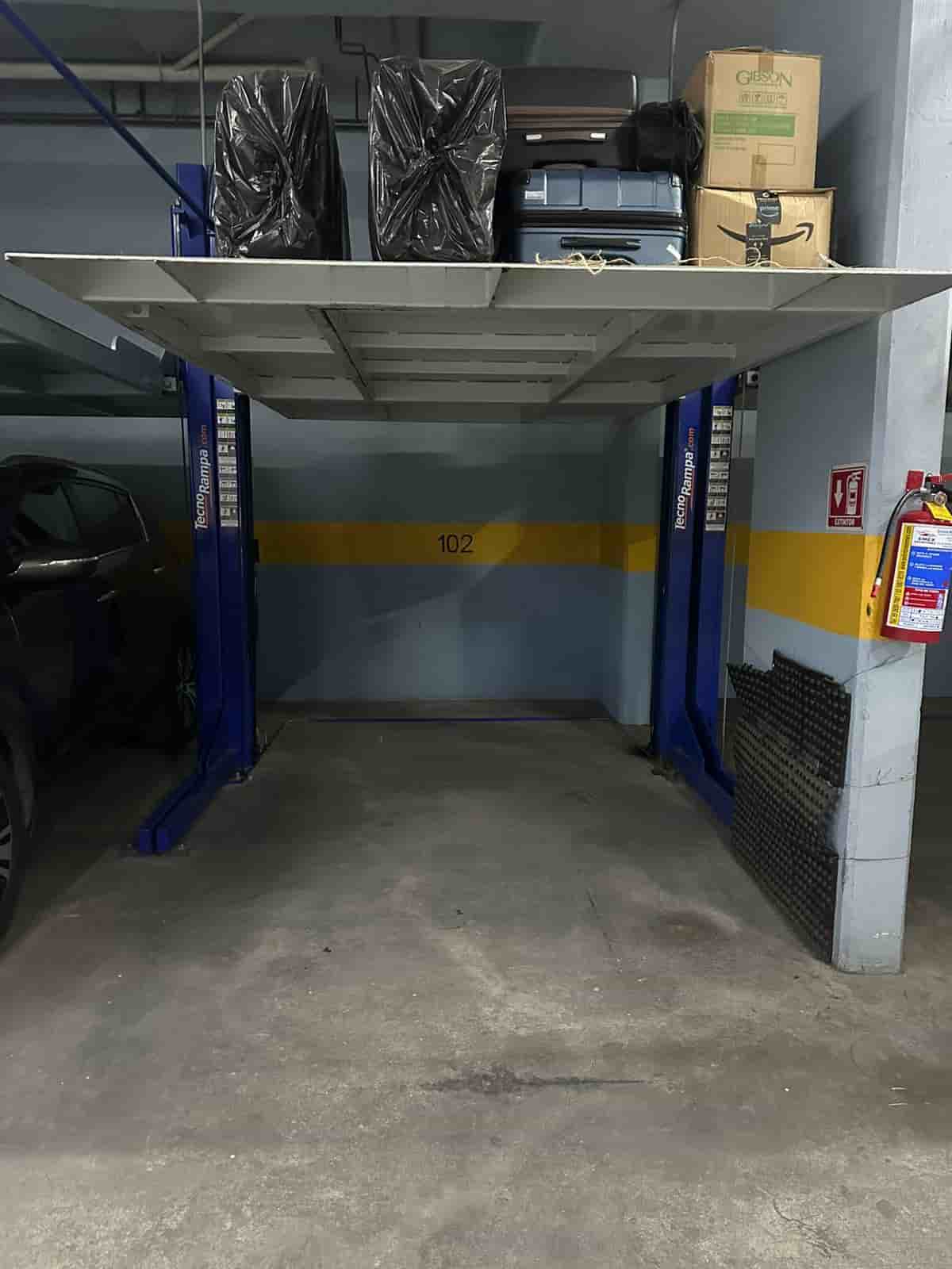 Fotografía real de un Parking que puedes rentar con SpotMe) de forma rápida y segura, ubicado en Roma Norte, CDMX. - Foto 1