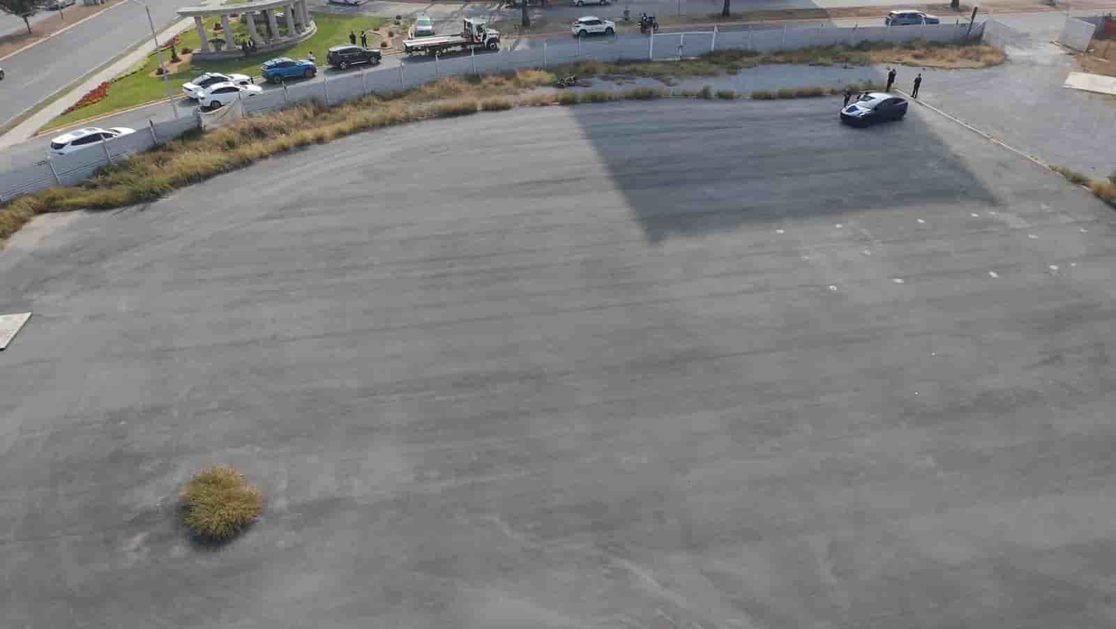 Fotografía real de un Estacionamiento que puedes rentar con SpotMe) de forma rápida y segura, ubicado en Monterrey, N.L.. - Foto 1