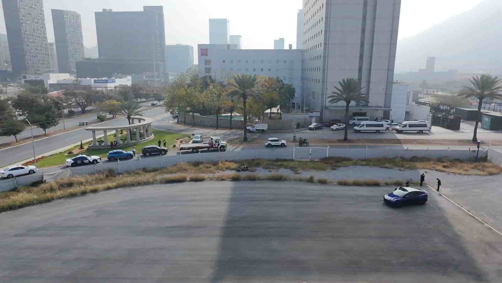 Fotografía real de un Estacionamiento que puedes rentar con SpotMe) de forma rápida y segura, ubicado en Monterrey, N.L.. - Foto 3