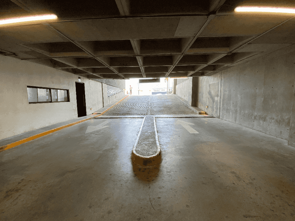 Fotografía real de un Self Storage Unit que puedes rentar con SpotMe) de forma rápida y segura, ubicado en Monterrey, N.L.. - Foto 12