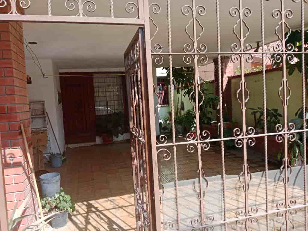 Fotografía real de un Parking que puedes rentar con SpotMe) de forma rápida y segura, ubicado en Monterrey, N.L.. - Foto 1