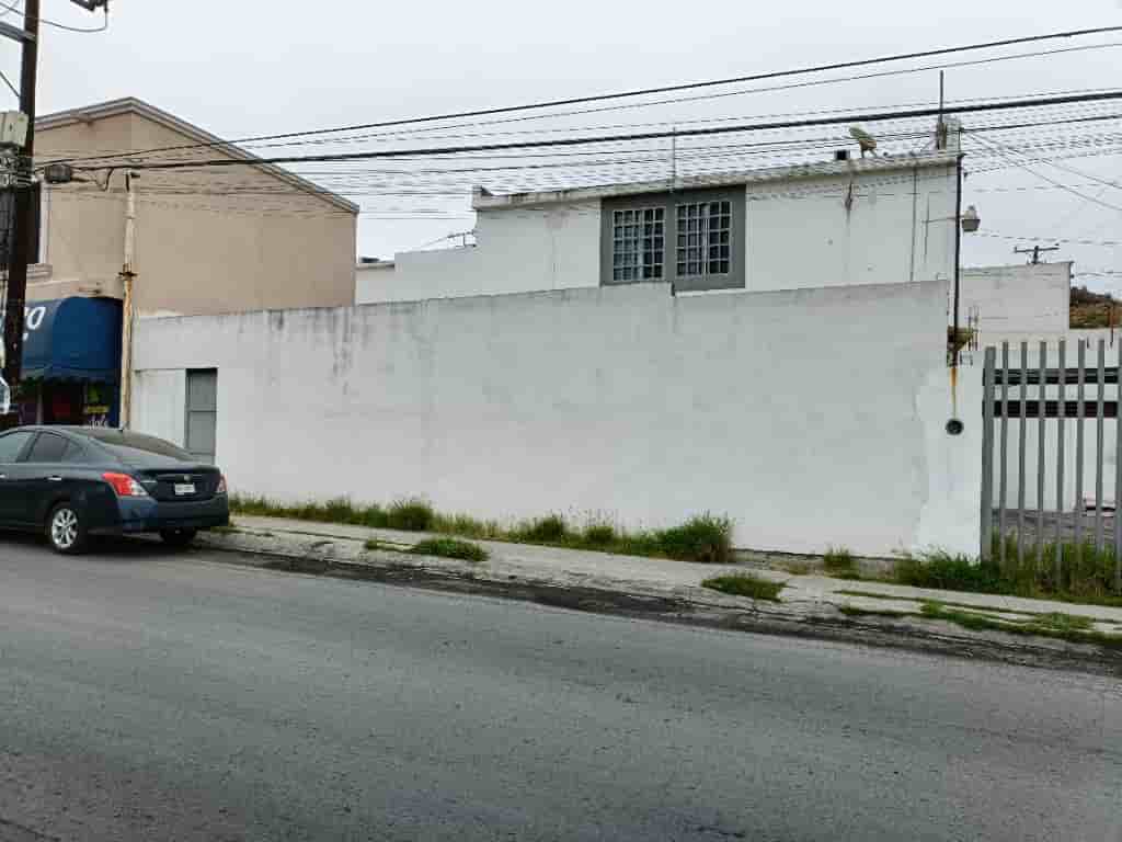 Fotografía real de un Parking que puedes rentar con SpotMe) de forma rápida y segura, ubicado en Monterrey, N.L.. - Foto 3