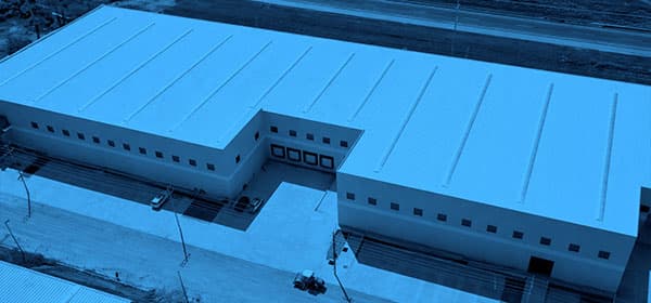 Renta de naves industriales grandes. Perfectas para manufactura, centros de distribución y operaciones industriales a gran escala.