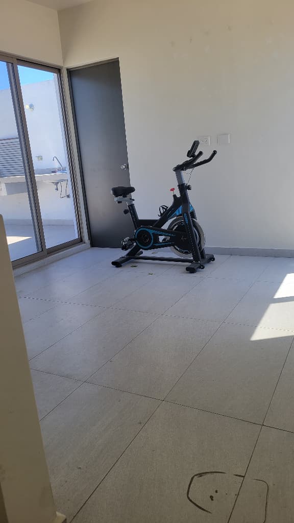 Mini-Bodega 25 m² 7c9848a6-0a14-46cf-a1b0-51815c0c3378