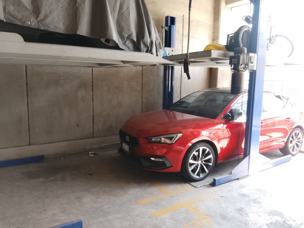 Fotografía real de un Estacionamiento que puedes rentar con SpotMe) de forma rápida y segura, ubicado en Agrícola Oriental, CDMX. - Foto 3