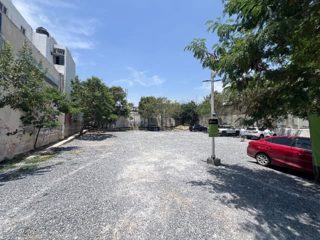 Estacionamiento 13 m² 6453daed-df00-4f64-a3ab-7903b4f6c2e0