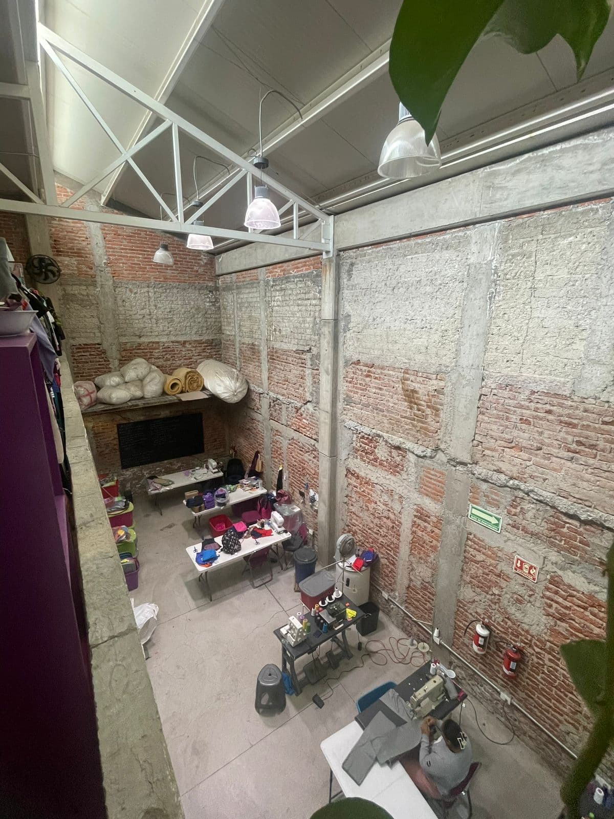 Commercial Warehouse 25 m² b9b432ad-e7bc-495c-afa3-561259e4a44b