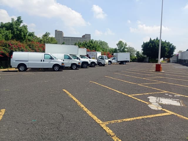 Estacionamiento 13 m² 4240f8e1-fe56-4576-91e2-3cb2750c7bd2