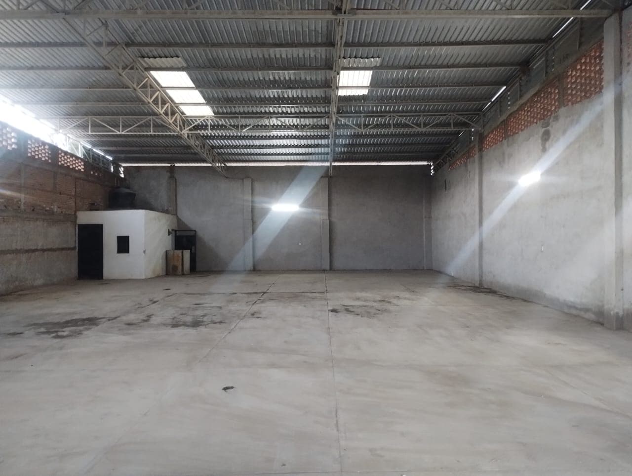 Fotografía real de un Bodega Industrial que puedes rentar con SpotMe) de forma rápida y segura, ubicado en Zapotiltic, Jal.. - Foto 1