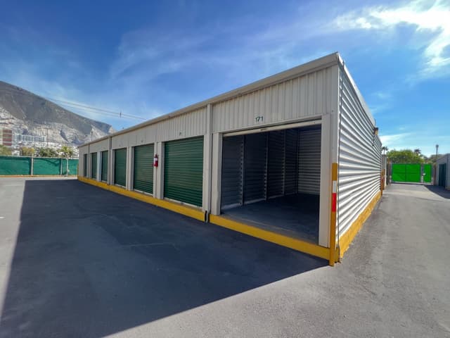 Mini-Bodega 55 m² 9c17f320-a988-4765-8f0f-941bb6e481bd