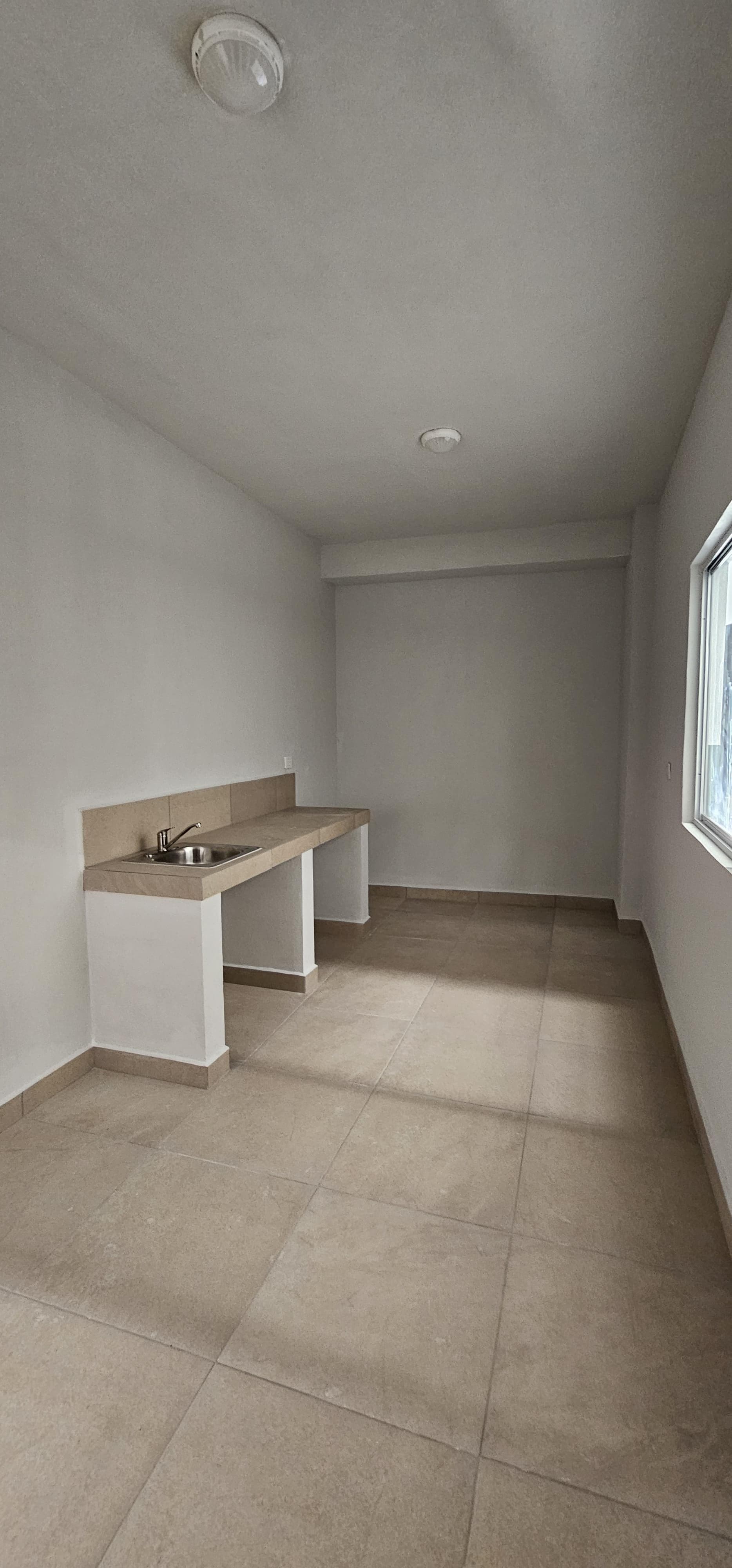 Bodega Comercial 666 m² 172bd527-b61b-461e-bb3a-7e348cb45715