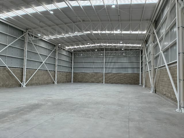Bodega Comercial 800 m² 59e88b93-28c2-4a1d-9fd3-645bd1310aeb