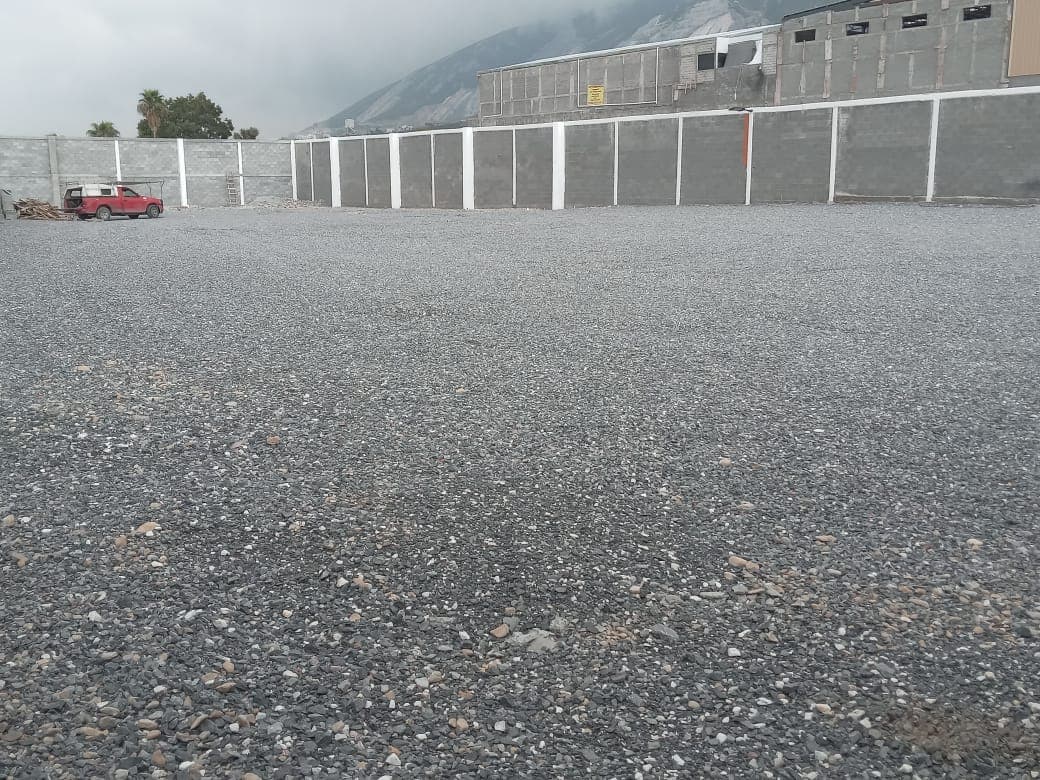 Fotografía real de un Terreno que puedes rentar con SpotMe) de forma rápida y segura, ubicado en Santa Catarina, N.L.. - Foto 5