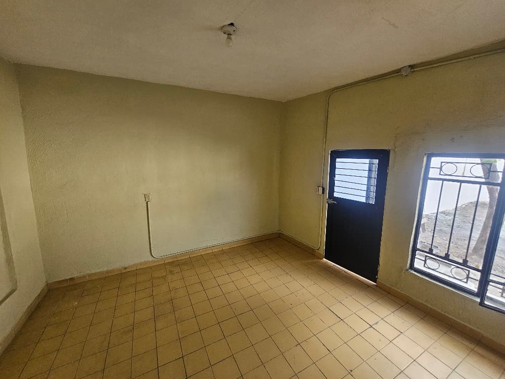 Estacionamiento 15 m² 78ed074a-0362-4ece-8a6e-7eab2c1e55d6