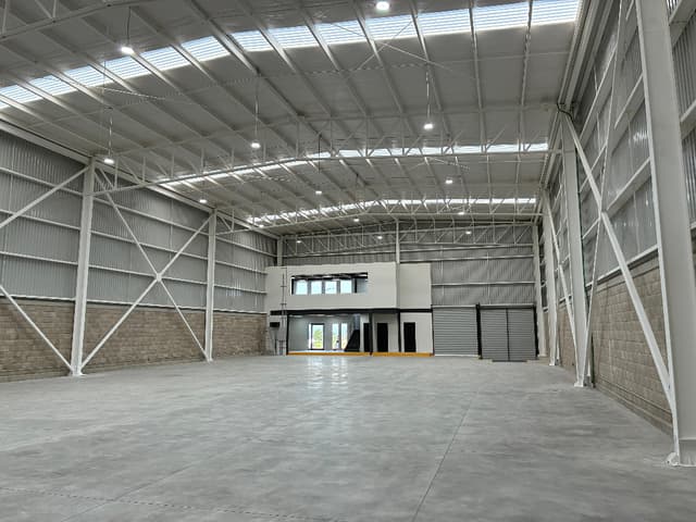 Bodega Comercial 800 m² 59e88b93-28c2-4a1d-9fd3-645bd1310aeb