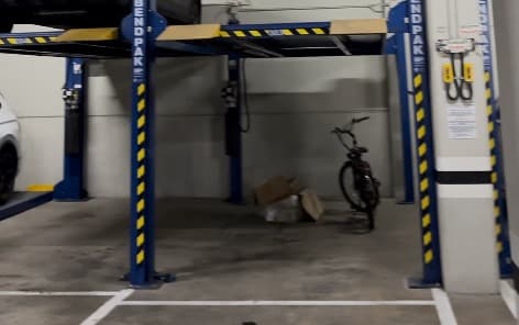 Estacionamiento 13 m² 8c80738d-ec47-41f8-a653-bed114eff13c