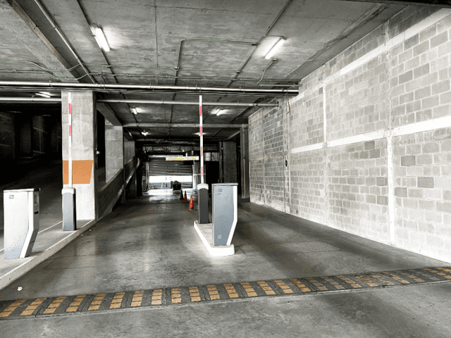 Estacionamiento 13 m² ccde048c-9d5e-4d78-a6de-b01bd0aa3ca0