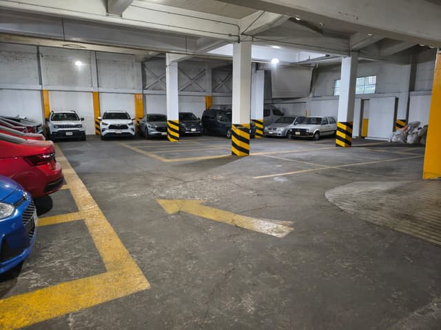 Estacionamiento 13 m² f0c28cd6-1f32-476a-9469-9250a48bcf8c