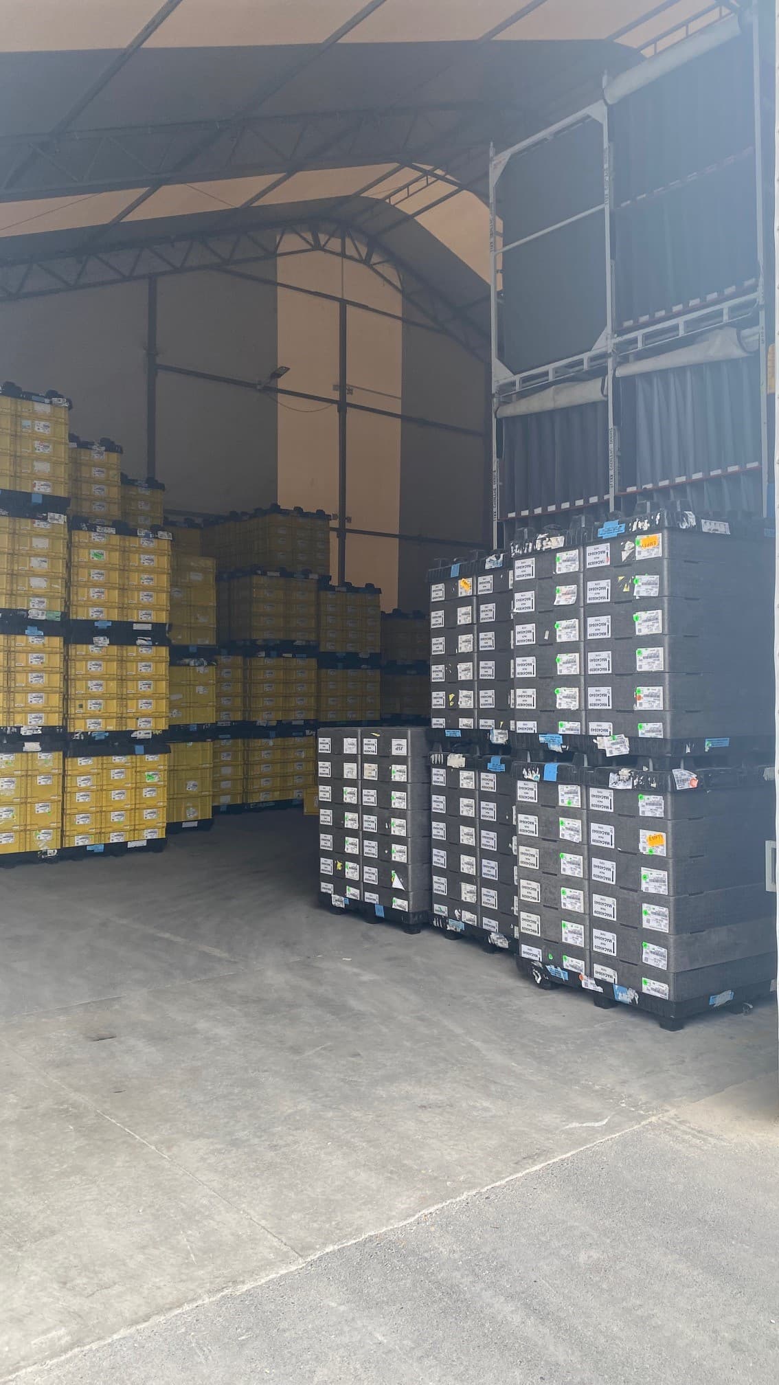 Warehouse 800 m² 42b3e165-b3a3-420b-843e-62d2f22a23db