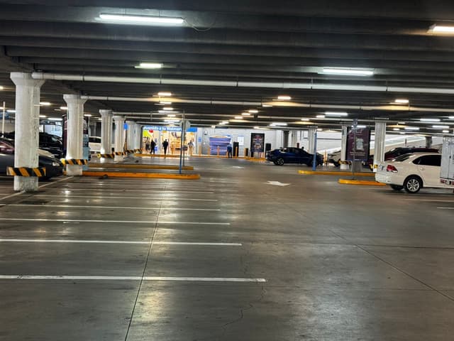Estacionamiento 13 m² 38b5247f-07c7-4e43-8dd9-c5a1809aaec8