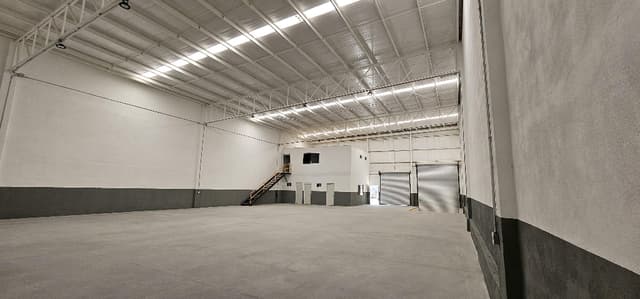 Bodega Comercial 666 m² 172bd527-b61b-461e-bb3a-7e348cb45715