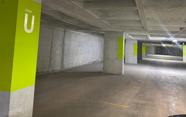Estacionamiento 12 m² 6c17d8e8-00c9-44e7-b83b-f21e3369634d