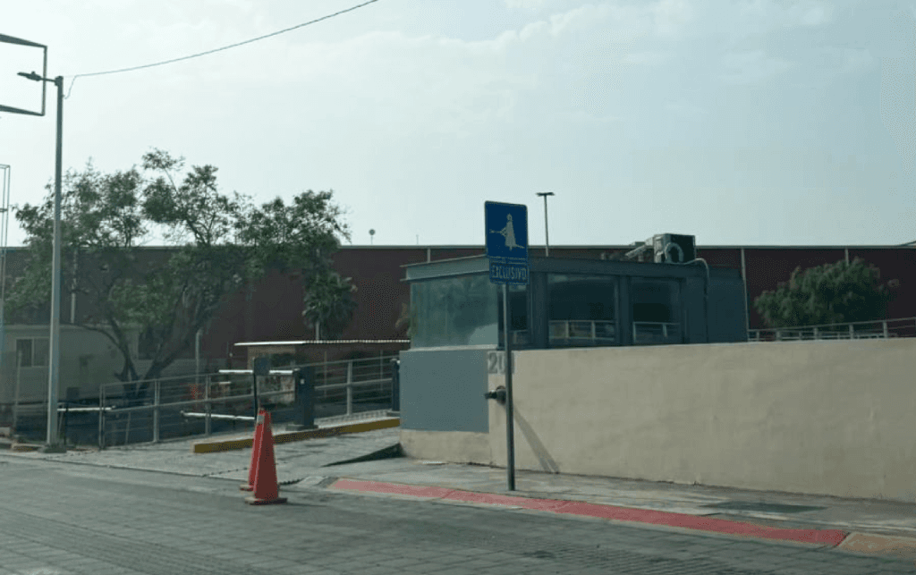 Estacionamiento 13 m² 405228e9-b7c7-4d70-91f5-e9c229ce52ad