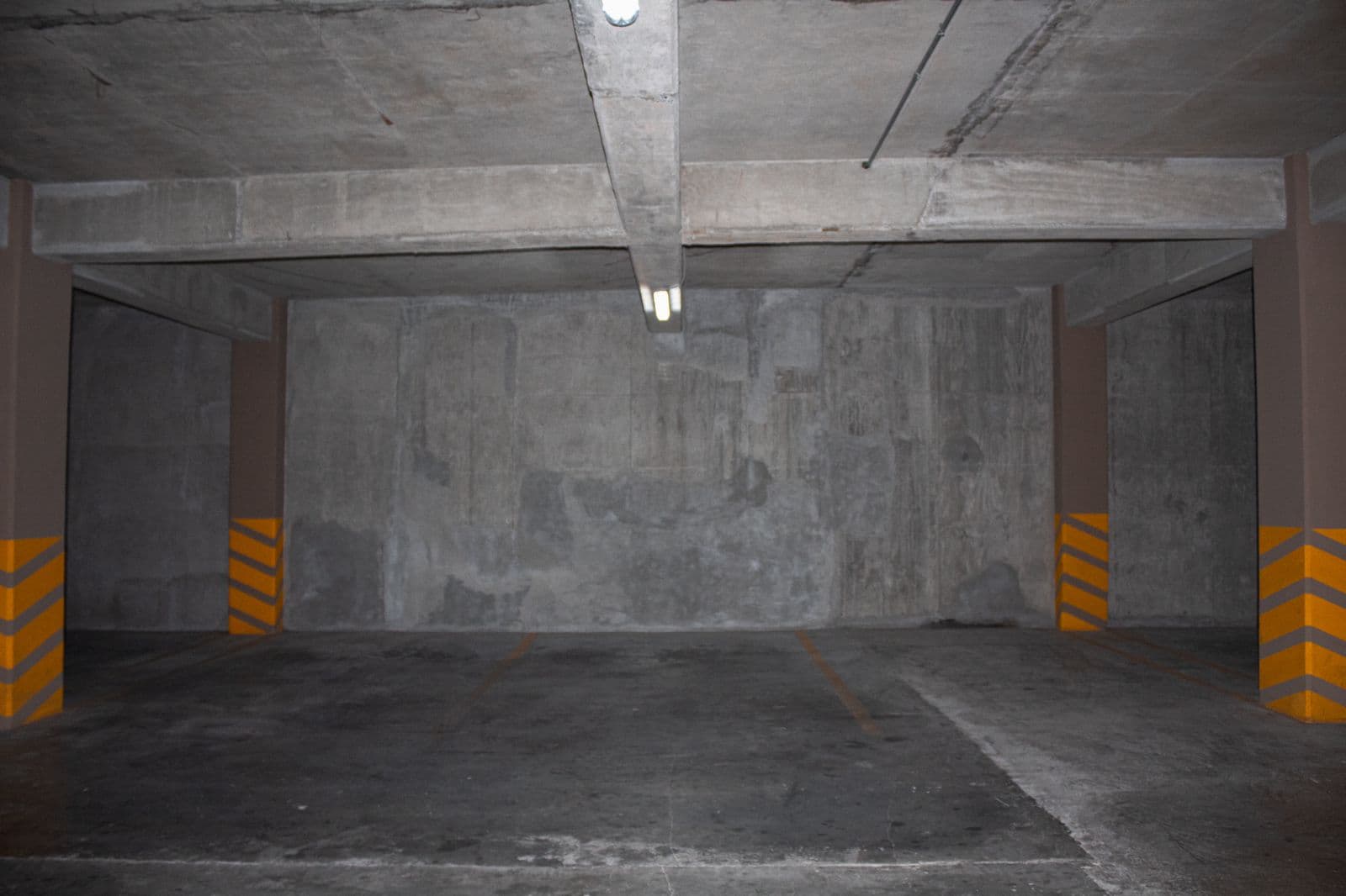 Parking 12 m² 30eede37-c0dc-45df-afec-663e55c6d734