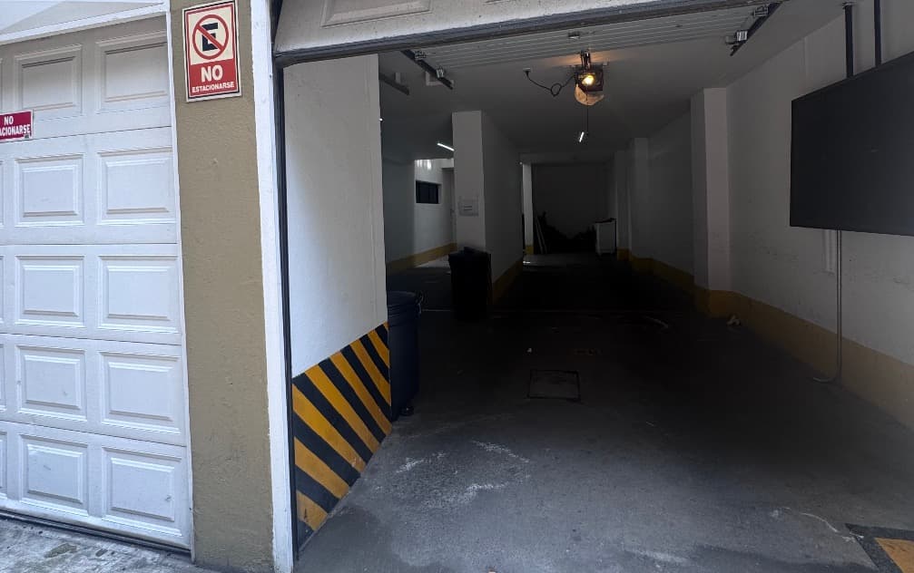 Estacionamiento 13 m² d99fb60e-74de-4529-8cc5-4d3c627ab034