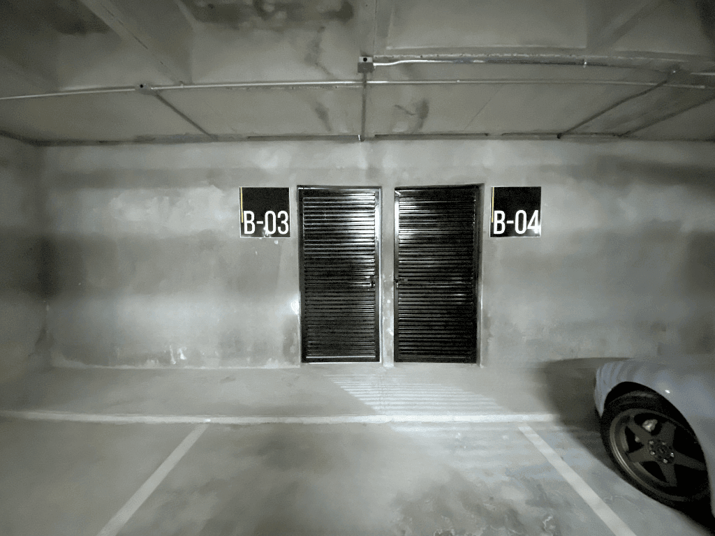 Self Storage Unit 17 m² 01717eb7-51ba-455f-b2eb-0d345edcaf77