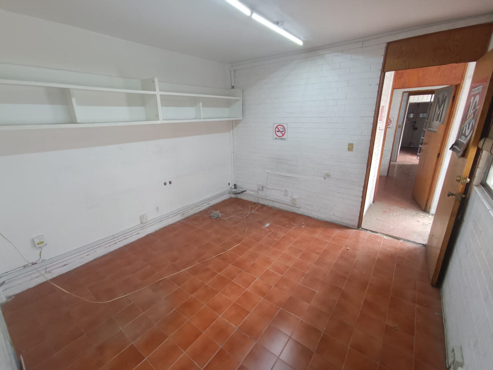Fotografía real de un Parking que puedes rentar con SpotMe) de forma rápida y segura, ubicado en Tacuba, CDMX. - Foto 10