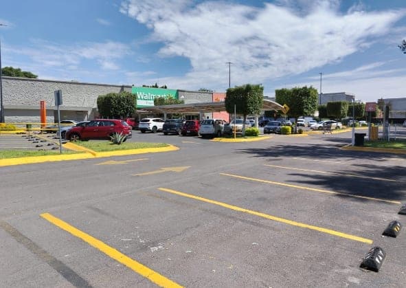Estacionamiento 13 m² 54cbaa69-9227-45e0-97c3-4851a3b0134f