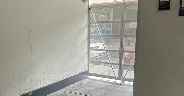 Mini-Bodega 13 m² 5dc51ed8-7d1f-4817-a4c3-92aa82e36cee