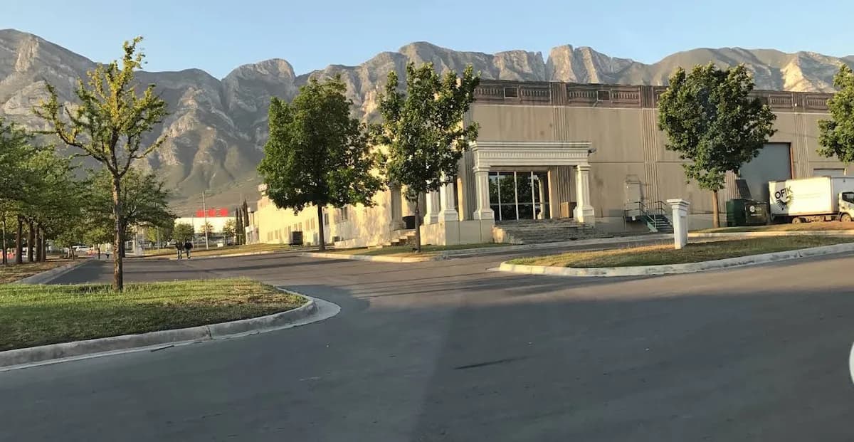 Fotografía real de un Bodega Industrial que puedes rentar con SpotMe) de forma rápida y segura, ubicado en Santa Catarina, Nuevo Leon. - Foto 2
