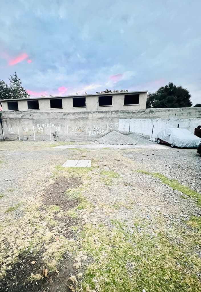 Parking 20 m² 40216ed6-6088-4db1-8fbc-bc176603b137