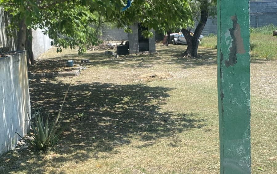 Land 330 m² 6e471b68-cc80-481d-b7ee-5017ec379d6c