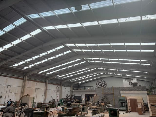 Bodega Comercial 930 m² 5fdf5a79-3881-4704-a4f7-dff87b148a04