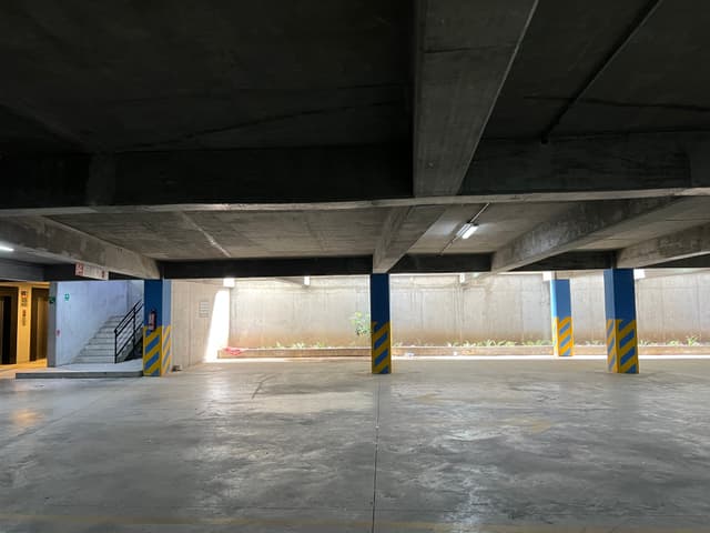Estacionamiento 13 m² 13297c76-57b2-47be-b8a5-1040d44547c8