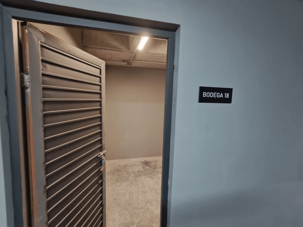 Self Storage Unit 5 m² 6fb057f0-62a6-44de-be1d-30d156ccaccd
