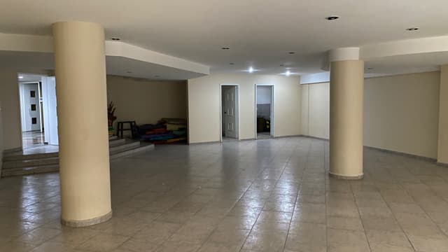 Bodega 200 m² e6d29a69-f437-44a9-a643-2226d1c4316e
